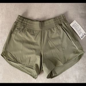 Lululemon Hotty Hot HR Shorts 4” Rosemary Green 6
